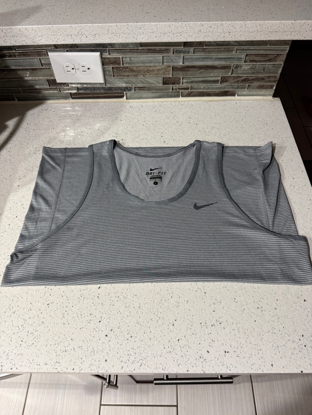 Nike Men’s Gray Dri-FIT Performance Tank Top